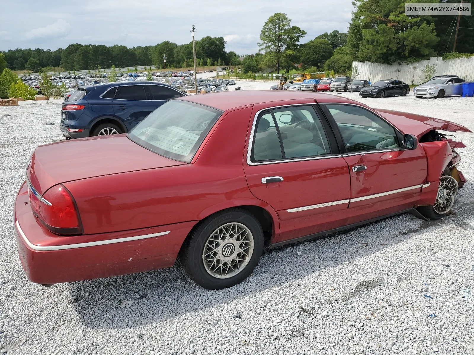 2000 Mercury Grand Marquis Gs VIN: 2MEFM74W2YX744586 Lot: 64087064