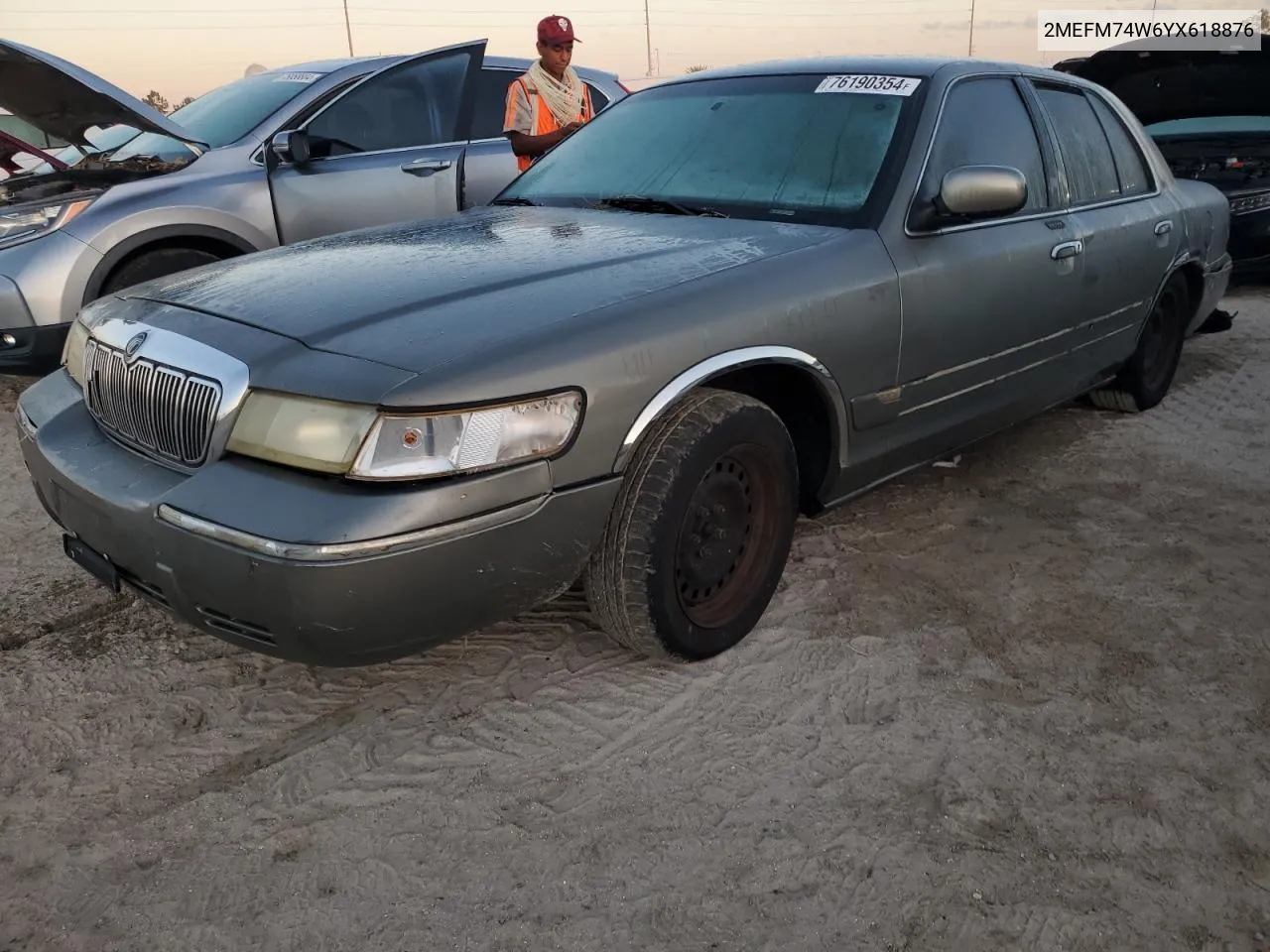 2000 Mercury Grand Marquis Gs VIN: 2MEFM74W6YX618876 Lot: 76190354