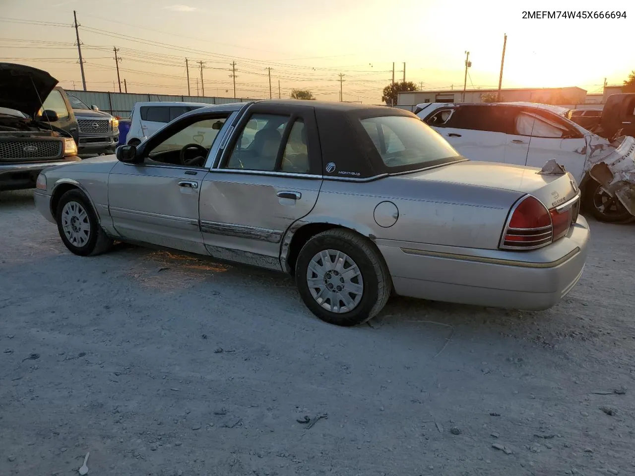 2005 Mercury Grand Marquis Gs VIN: 2MEFM74W45X666694 Lot: 68076204