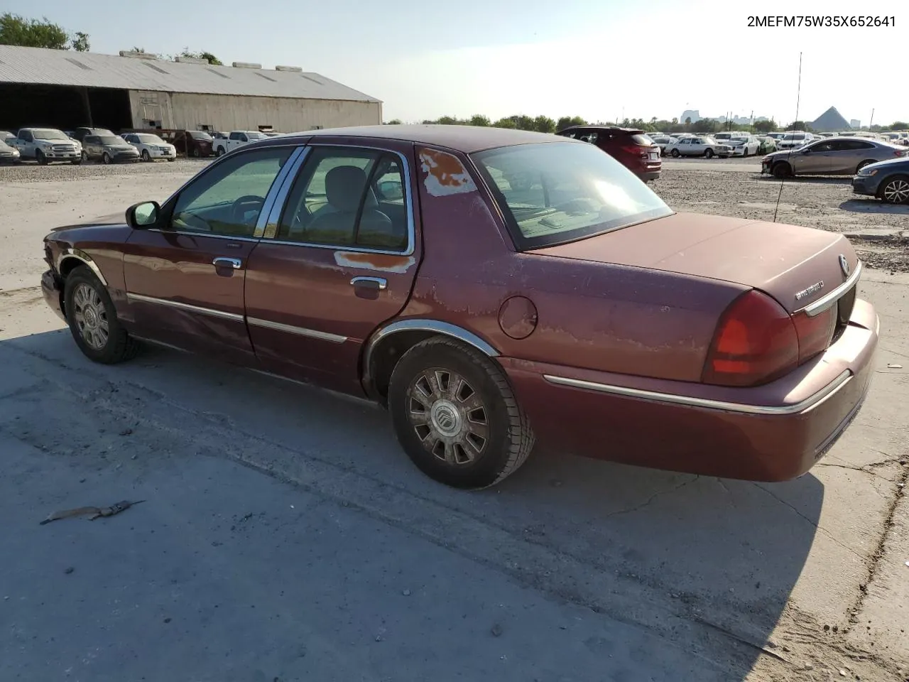 2005 Mercury Grand Marquis Ls VIN: 2MEFM75W35X652641 Lot: 68421124