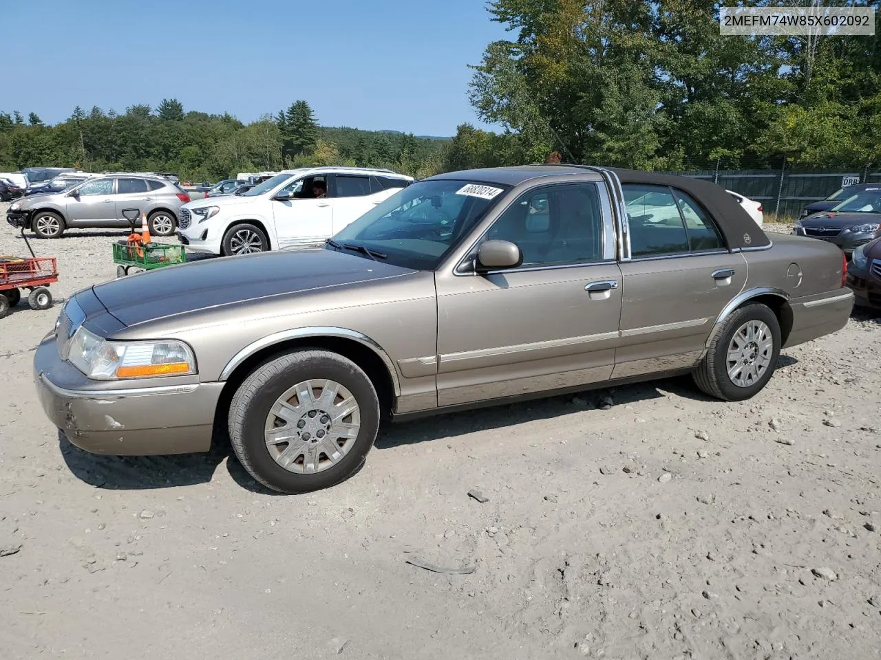 2005 Mercury Grand Marquis Gs VIN: 2MEFM74W85X602092 Lot: 68820314