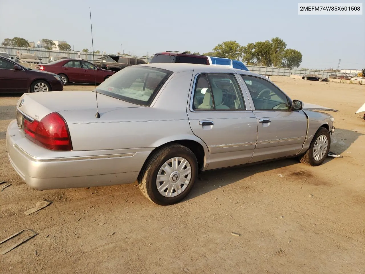 2005 Mercury Grand Marquis Gs VIN: 2MEFM74W85X601508 Lot: 71253614