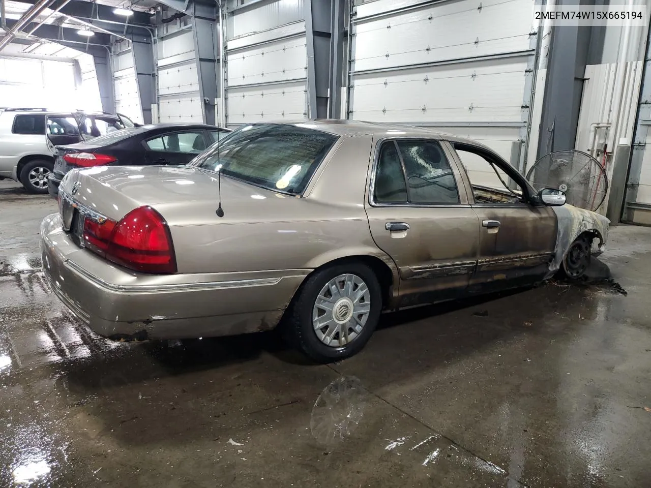 2005 Mercury Grand Marquis Gs VIN: 2MEFM74W15X665194 Lot: 73801444