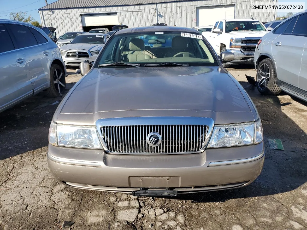 2005 Mercury Grand Marquis Gs VIN: 2MEFM74W55X672438 Lot: 76624674