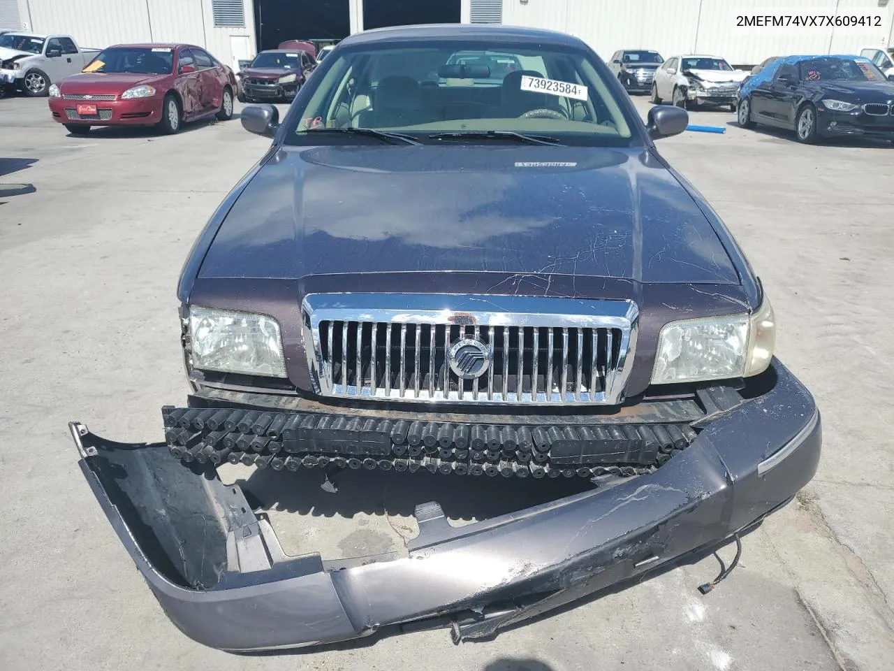 2007 Mercury Grand Marquis Gs VIN: 2MEFM74VX7X609412 Lot: 73923584