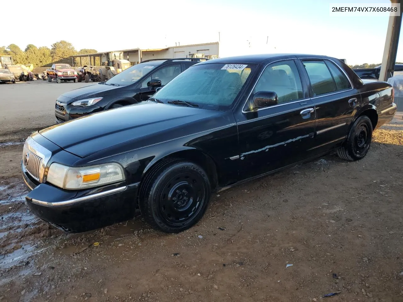 2007 Mercury Grand Marquis Gs VIN: 2MEFM74VX7X608468 Lot: 76126434