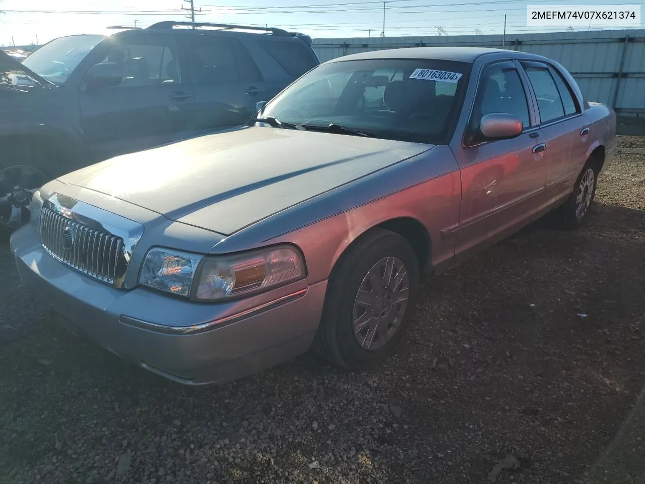 2007 Mercury Grand Marquis Gs VIN: 2MEFM74V07X621374 Lot: 80163034