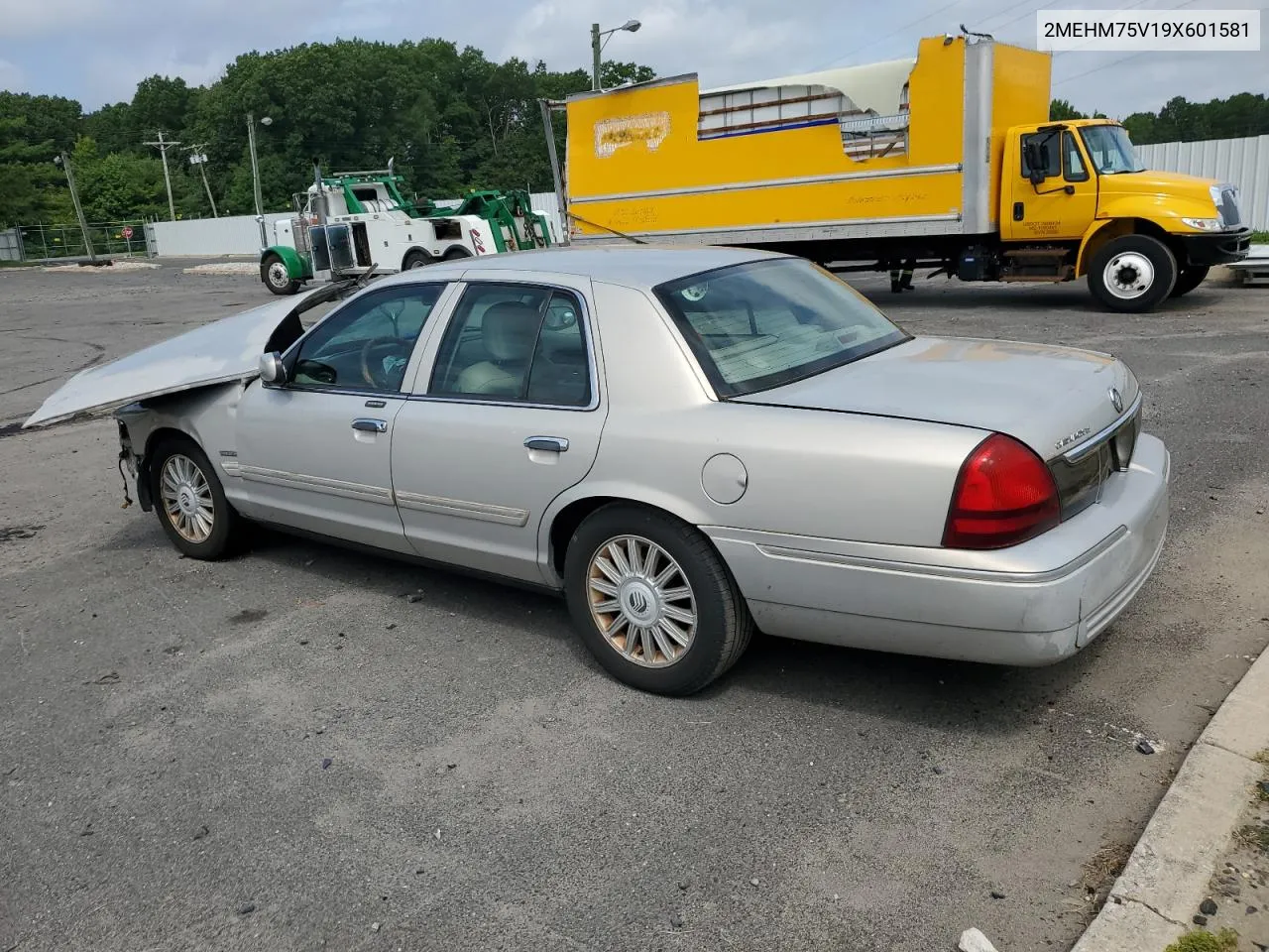 2009 Mercury Grand Marquis Ls VIN: 2MEHM75V19X601581 Lot: 62426694