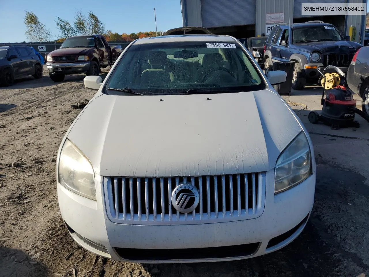 2008 Mercury Milan VIN: 3MEHM07Z18R658402 Lot: 75957984