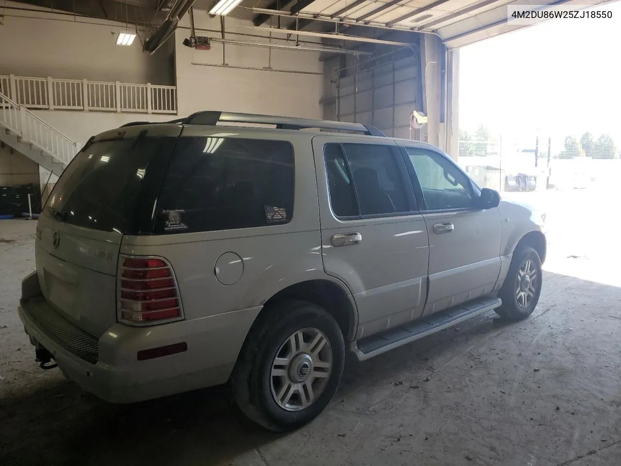 2005 Mercury Mountaineer VIN: 4M2DU86W25ZJ18550 Lot: 68828384