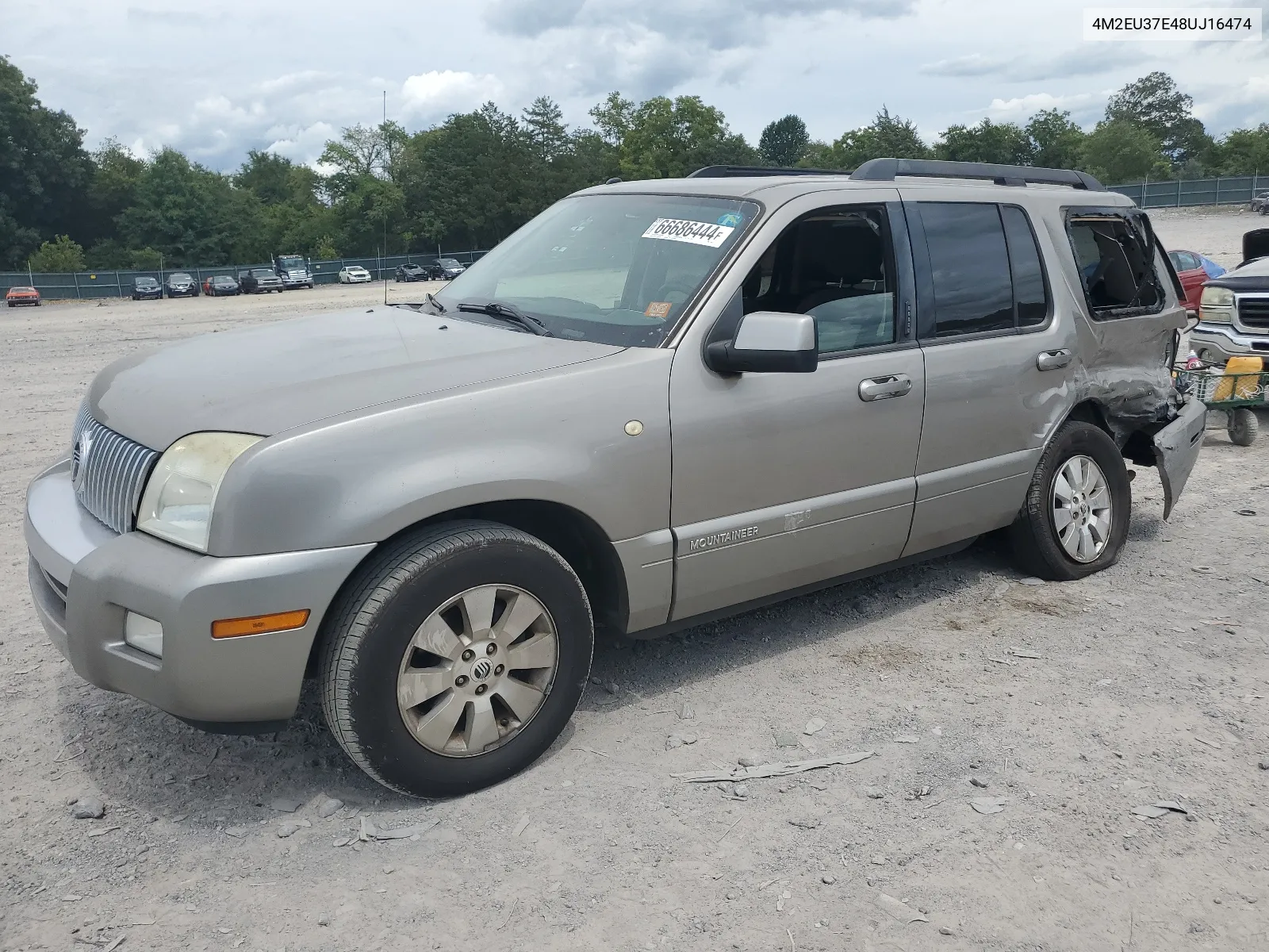 4M2EU37E48UJ16474 2008 Mercury Mountaineer Luxury