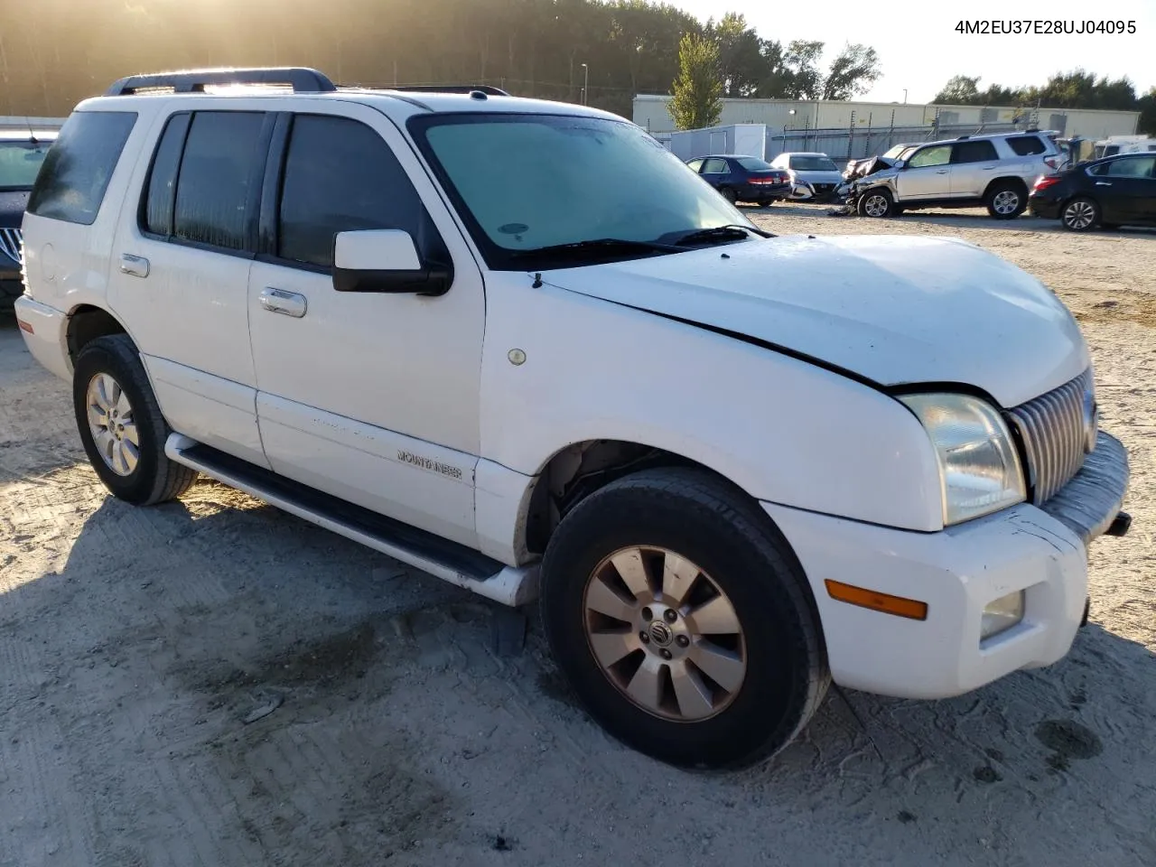 2008 Mercury Mountaineer Luxury VIN: 4M2EU37E28UJ04095 Lot: 75834694