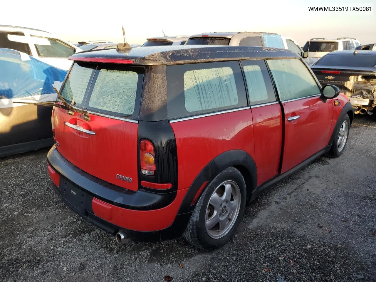 2009 Mini Cooper Clubman VIN: WMWML33519TX50081 Lot: 74121684