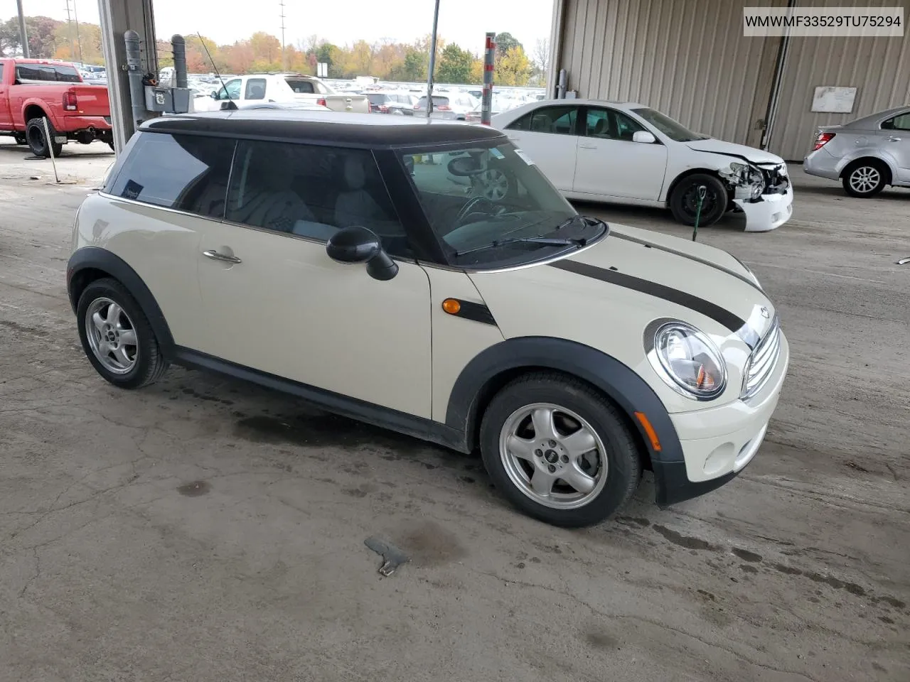 2009 Mini Cooper VIN: WMWMF33529TU75294 Lot: 77077934