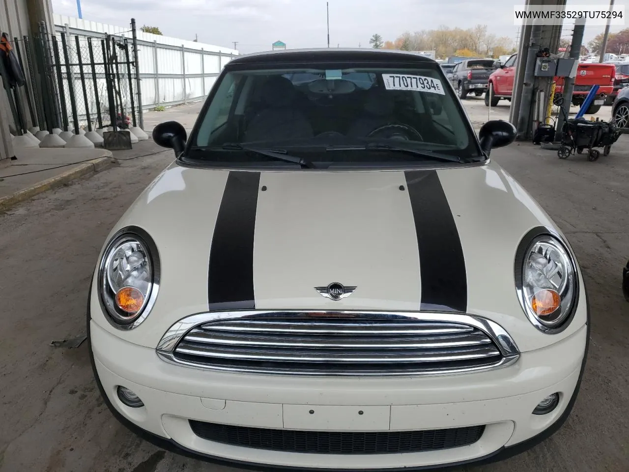 2009 Mini Cooper VIN: WMWMF33529TU75294 Lot: 77077934