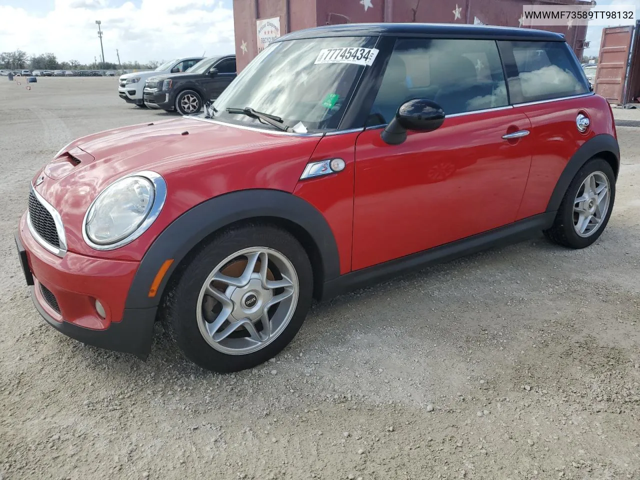 2009 Mini Cooper S VIN: WMWMF73589TT98132 Lot: 77745434