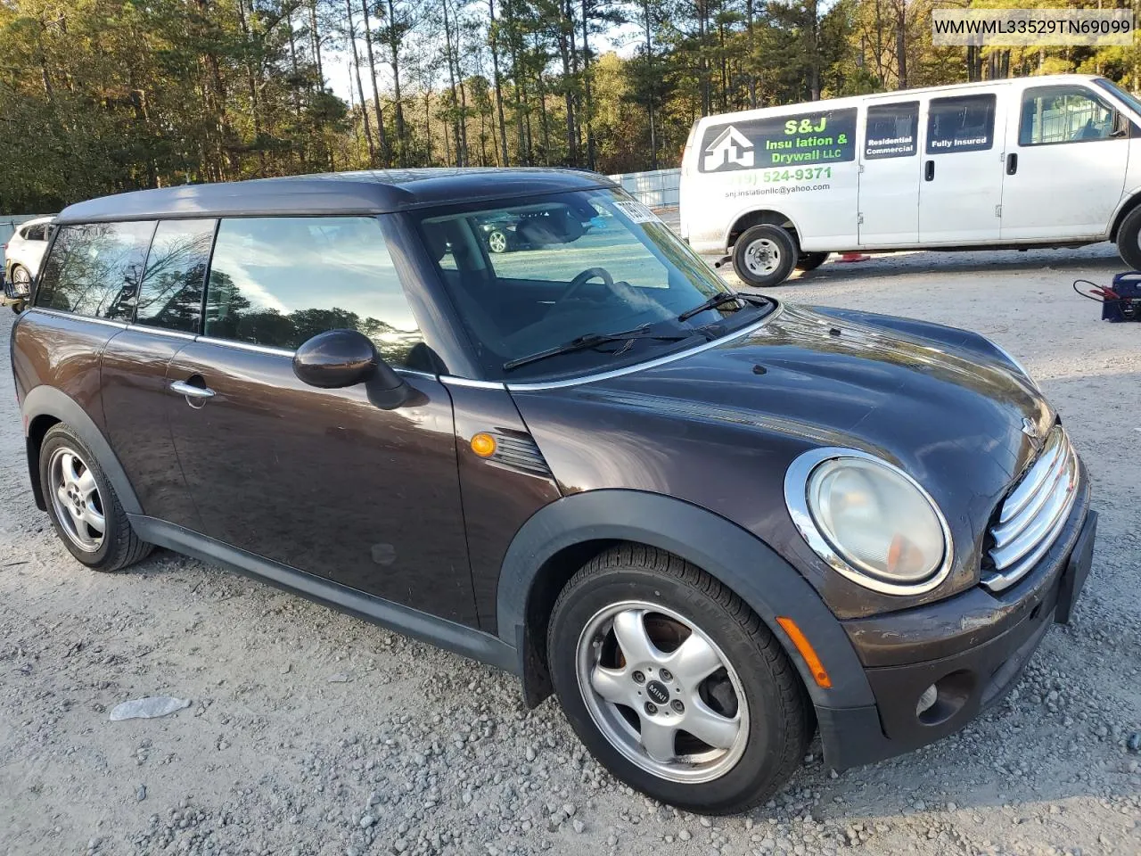 2009 Mini Cooper Clubman VIN: WMWML33529TN69099 Lot: 79971804