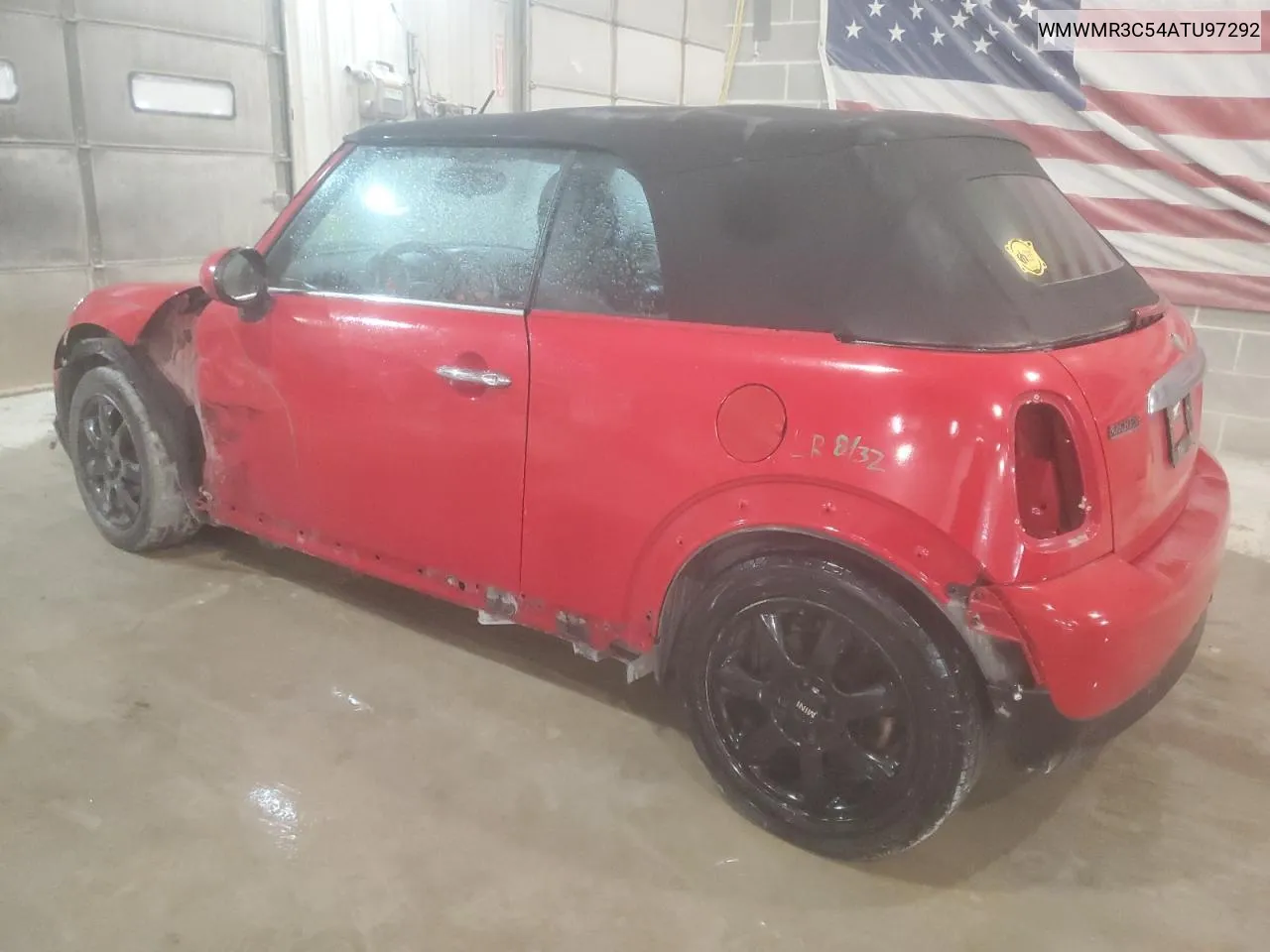 2010 Mini Cooper VIN: WMWMR3C54ATU97292 Lot: 76040844