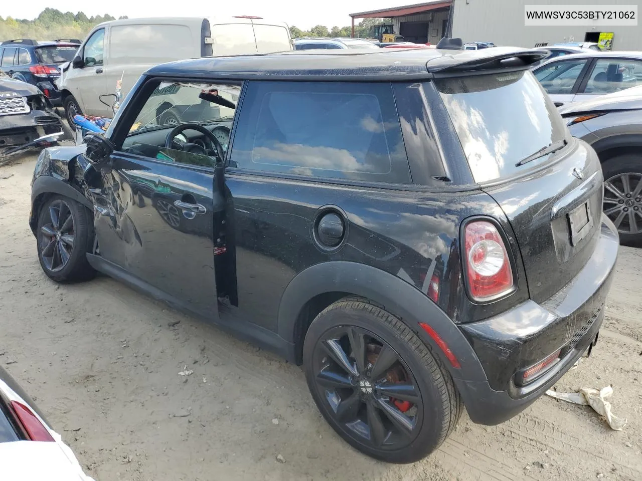 2011 Mini Cooper S VIN: WMWSV3C53BTY21062 Lot: 70570654