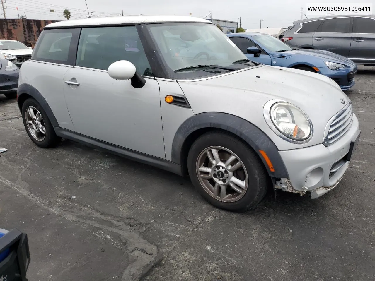 2011 Mini Cooper VIN: WMWSU3C59BT096411 Lot: 75961084