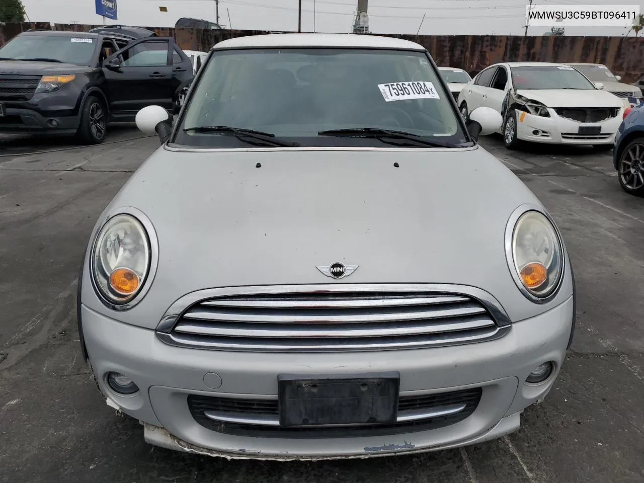 2011 Mini Cooper VIN: WMWSU3C59BT096411 Lot: 75961084