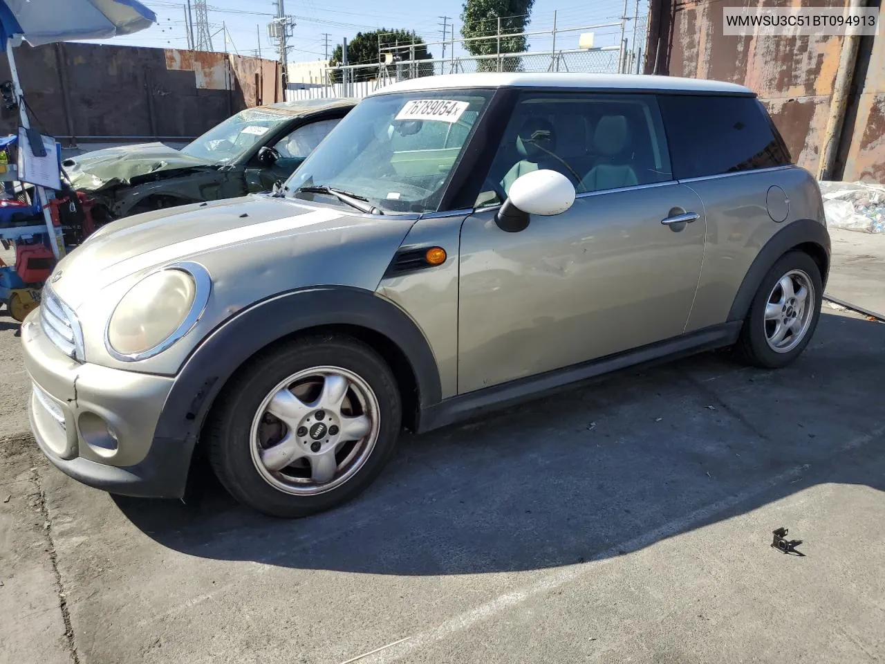 2011 Mini Cooper VIN: WMWSU3C51BT094913 Lot: 76789054