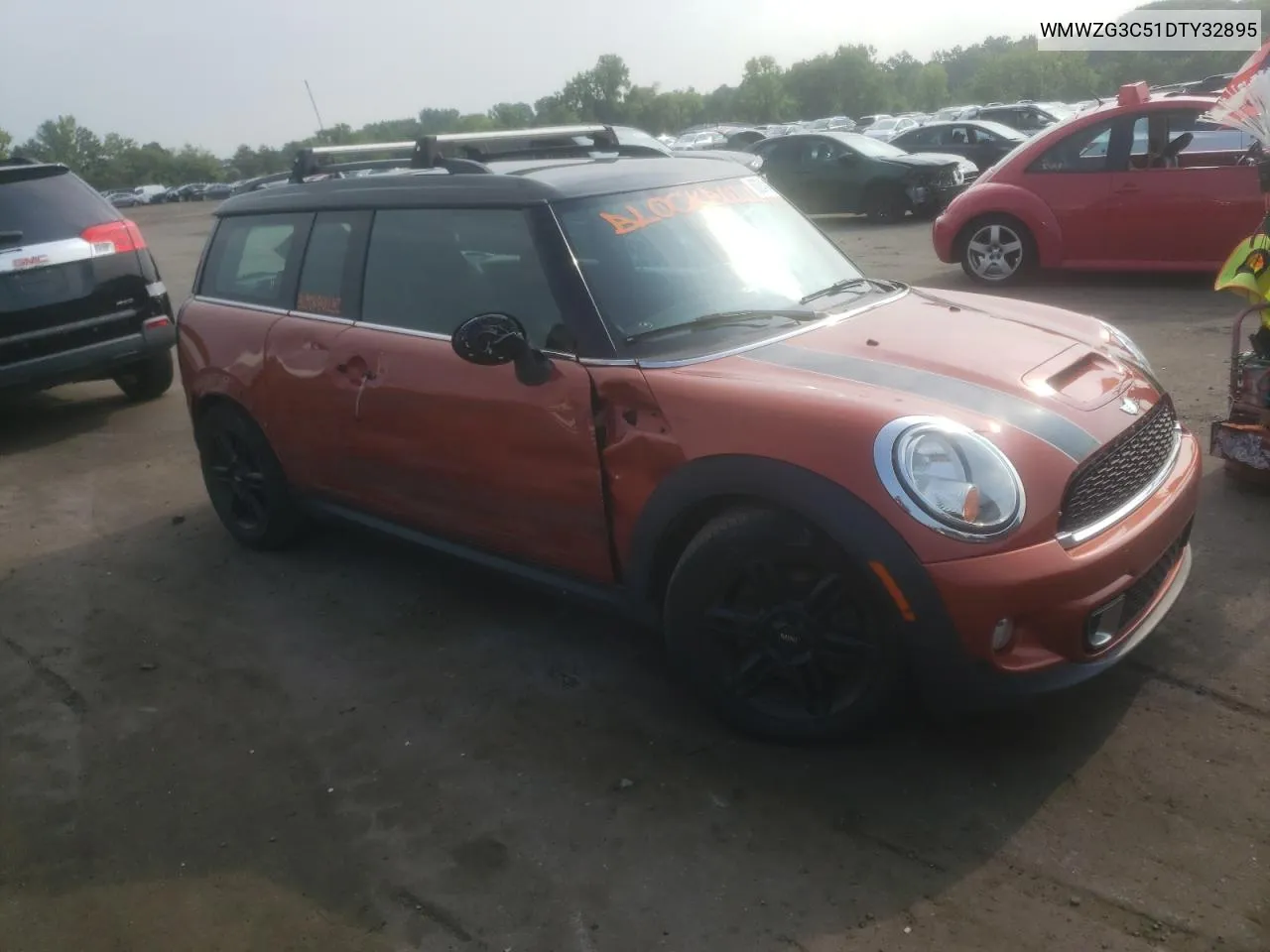 2013 Mini Cooper S Clubman VIN: WMWZG3C51DTY32895 Lot: 62249424