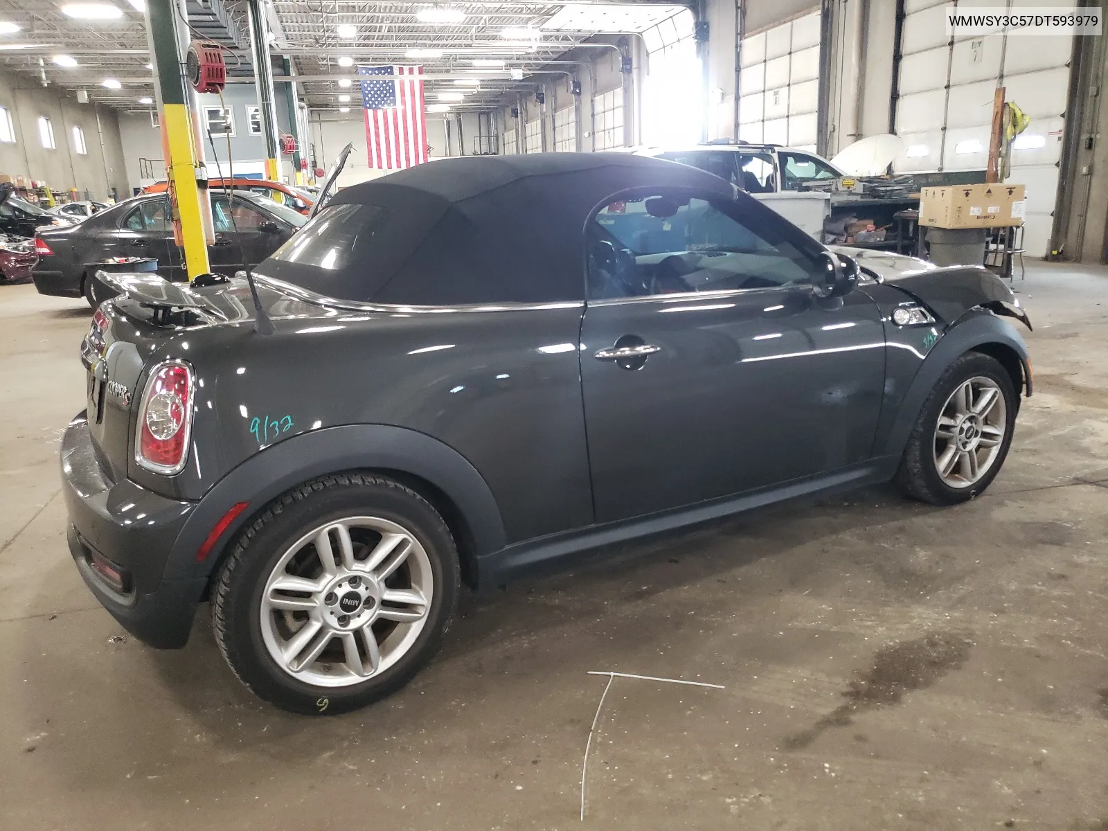 2013 Mini Cooper Roadster S VIN: WMWSY3C57DT593979 Lot: 68924454