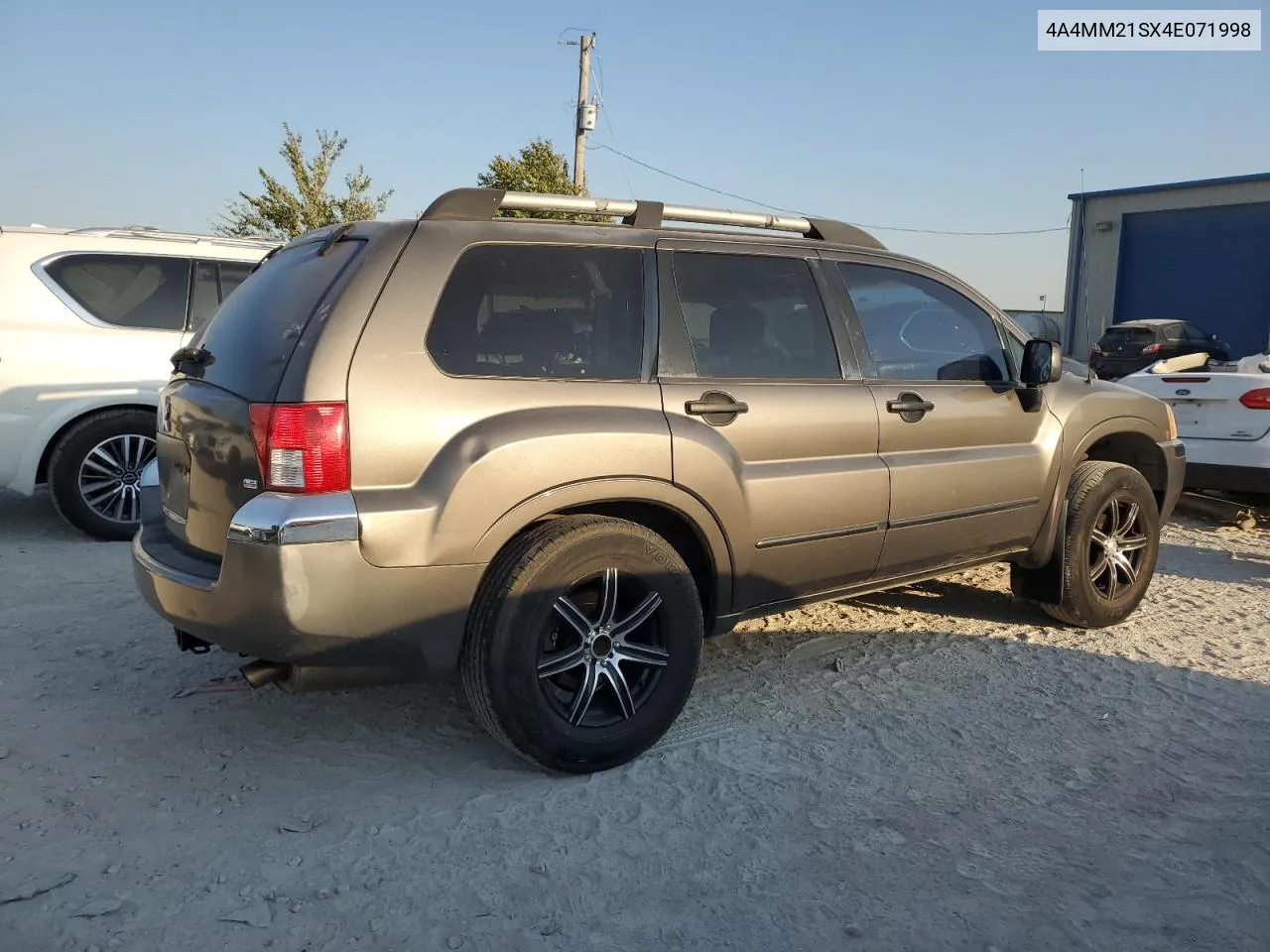 2004 Mitsubishi Endeavor Ls VIN: 4A4MM21SX4E071998 Lot: 75192444