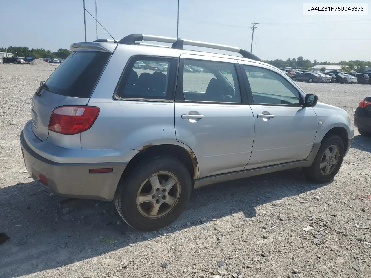 JA4LZ31F75U045373 2005 Mitsubishi Outlander Ls