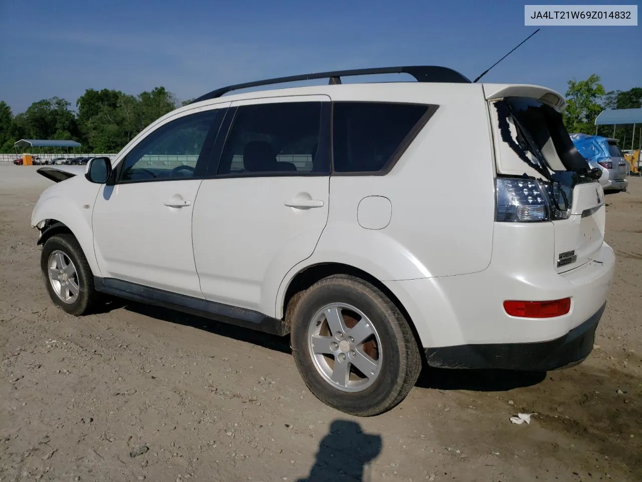 2009 Mitsubishi Outlander Es VIN: JA4LT21W69Z014832 Lot: 59051554