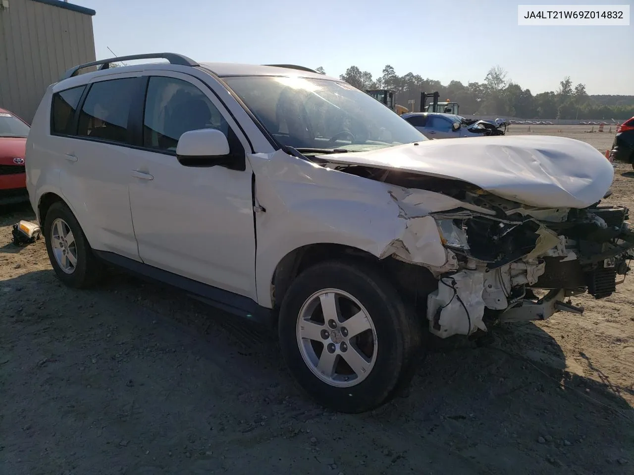 2009 Mitsubishi Outlander Es VIN: JA4LT21W69Z014832 Lot: 59051554