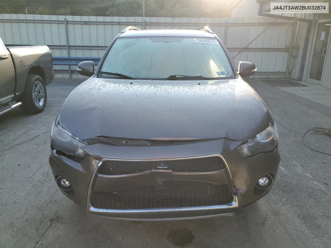 JA4JT3AW2BU032874 2011 Mitsubishi Outlander Se