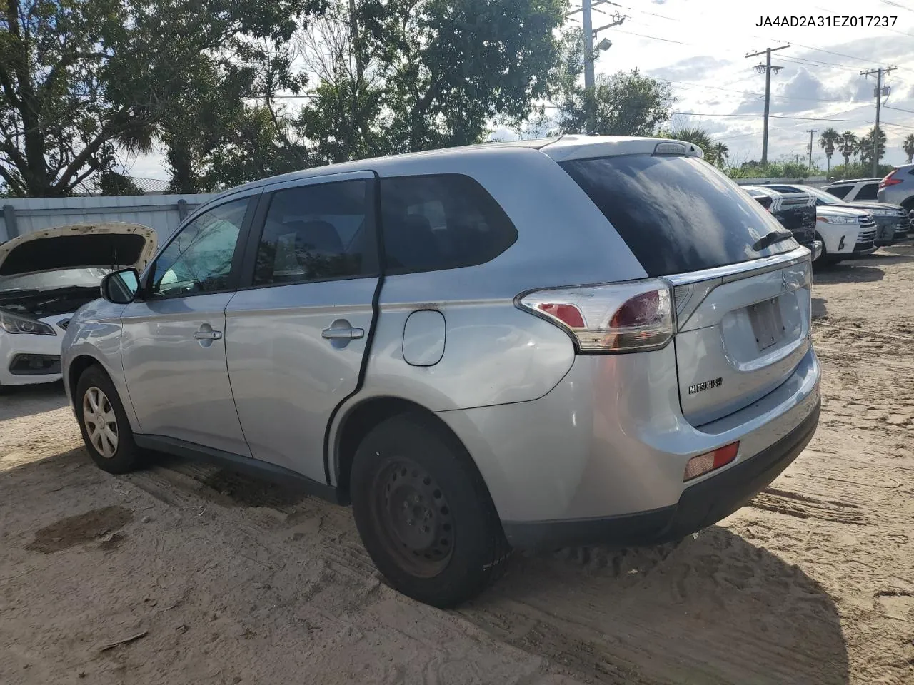 2014 Mitsubishi Outlander Es VIN: JA4AD2A31EZ017237 Lot: 74828244