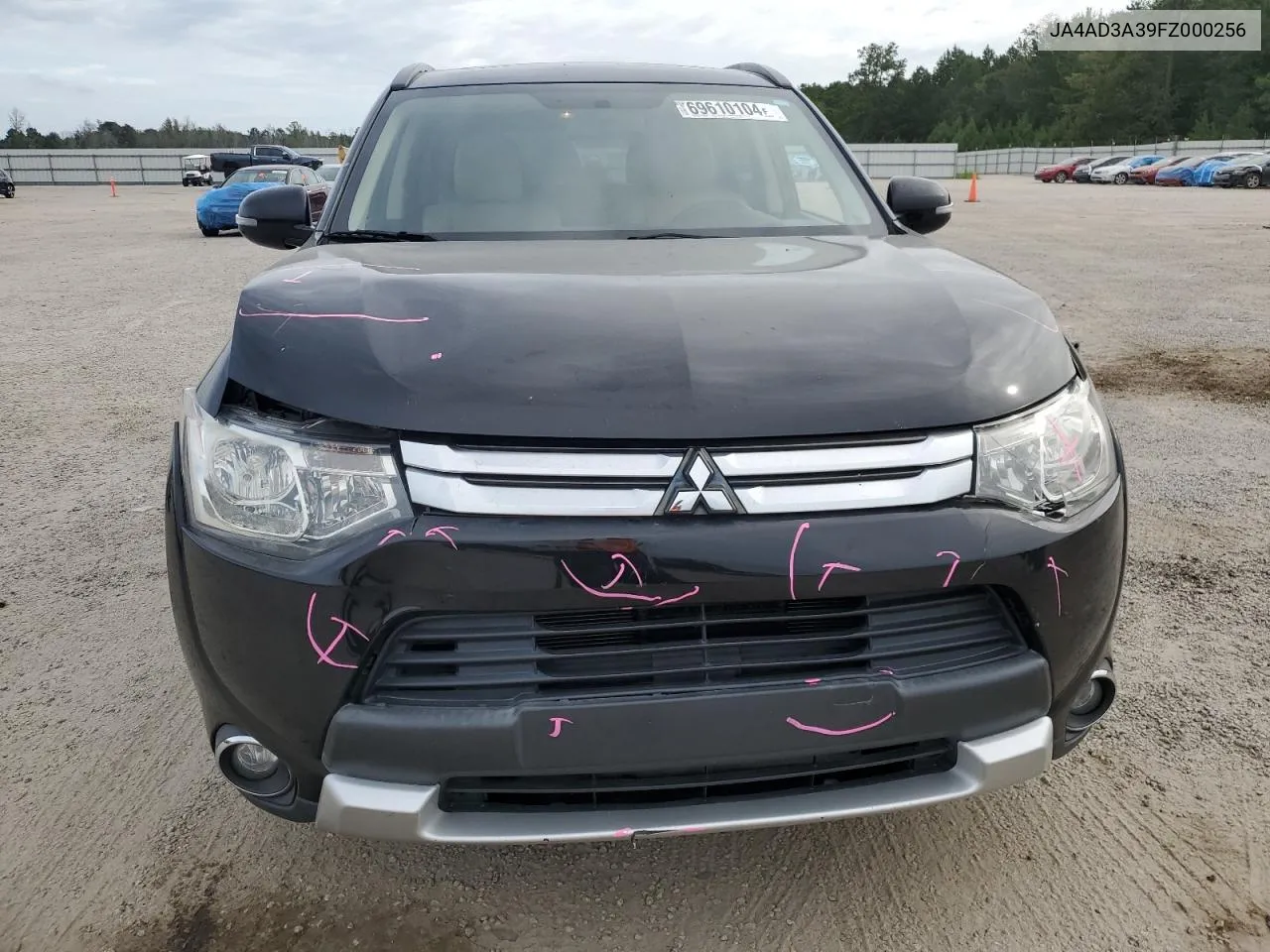 JA4AD3A39FZ000256 2015 Mitsubishi Outlander Se