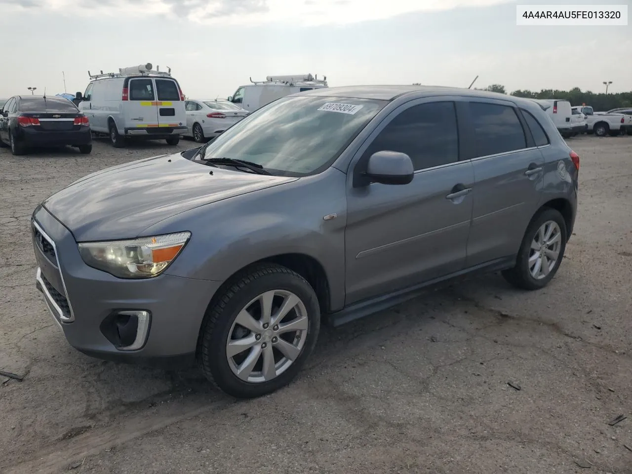 4A4AR4AU5FE013320 2015 Mitsubishi Outlander Sport Se