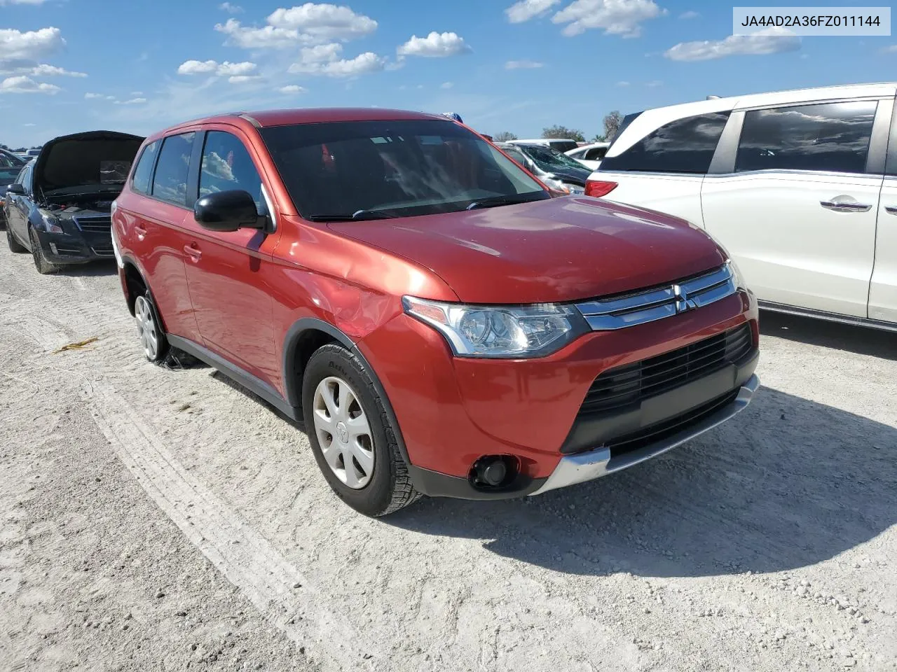 2015 Mitsubishi Outlander Es VIN: JA4AD2A36FZ011144 Lot: 75408134