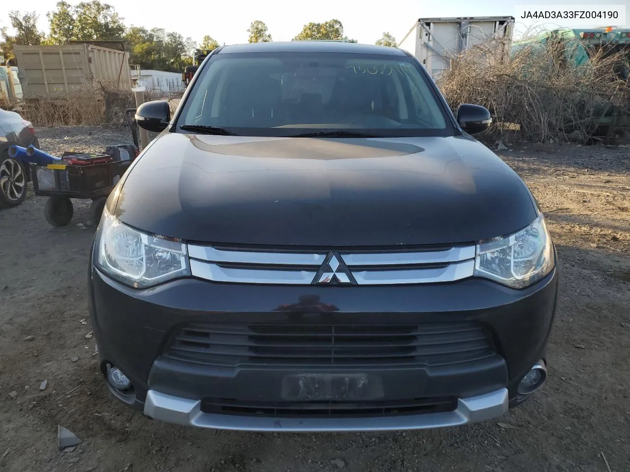 JA4AD3A33FZ004190 2015 Mitsubishi Outlander Se