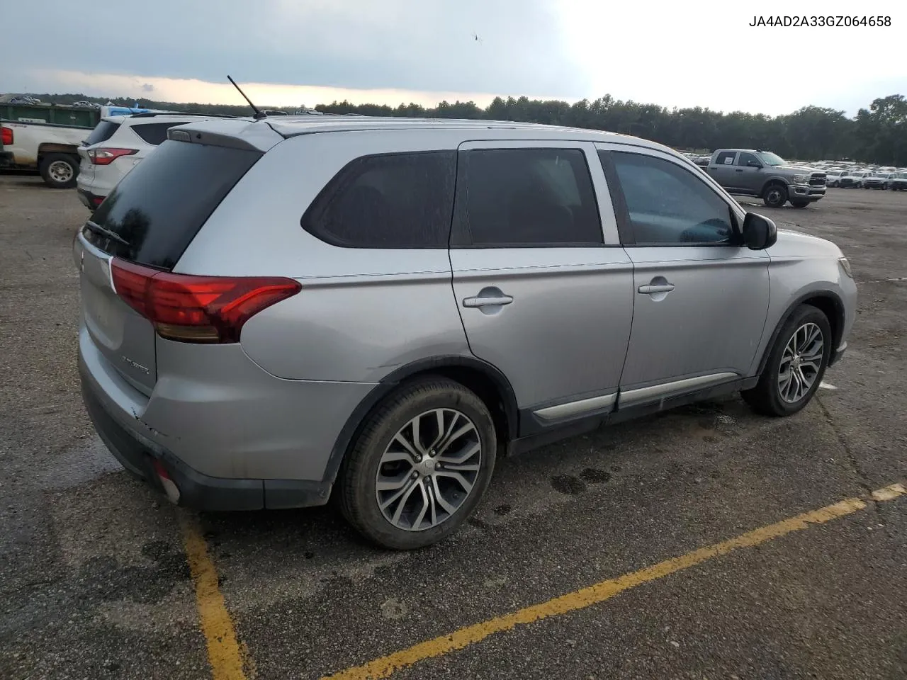 2016 Mitsubishi Outlander Es VIN: JA4AD2A33GZ064658 Lot: 67492324