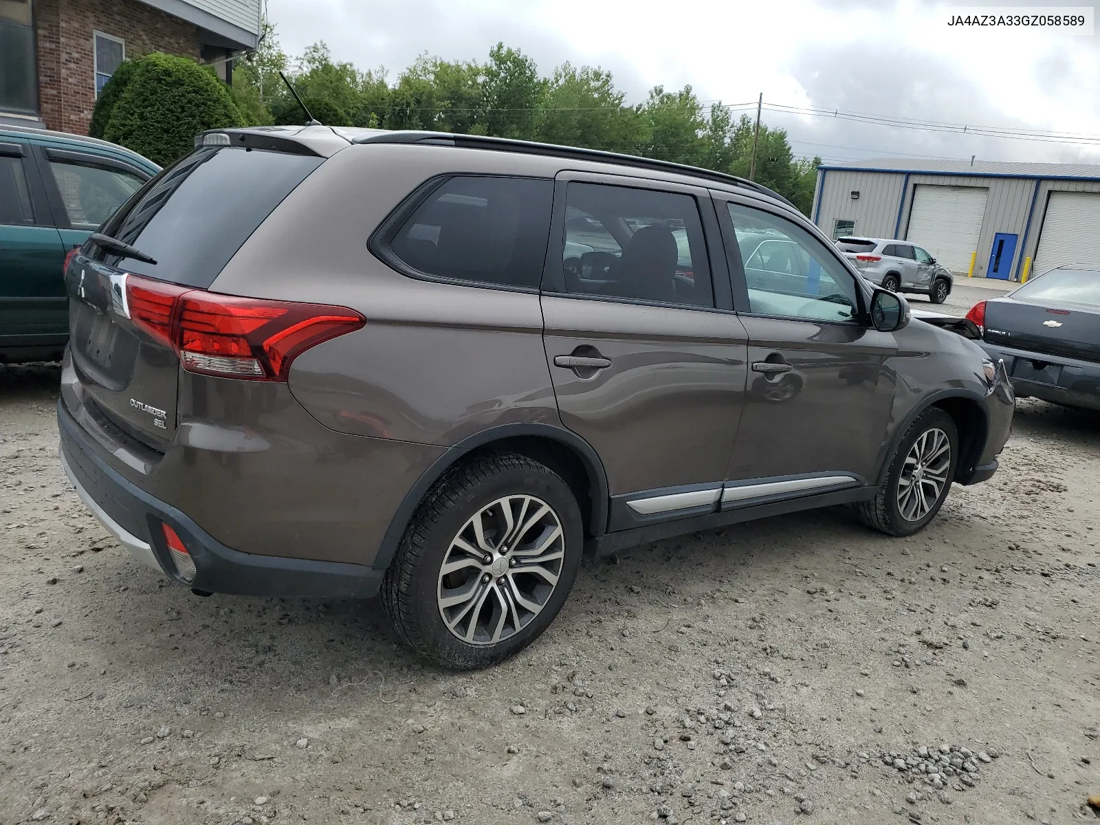 JA4AZ3A33GZ058589 2016 Mitsubishi Outlander Se