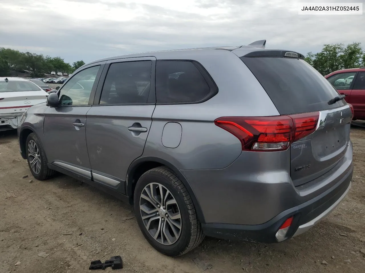 JA4AD2A31HZ052445 2017 Mitsubishi Outlander Es