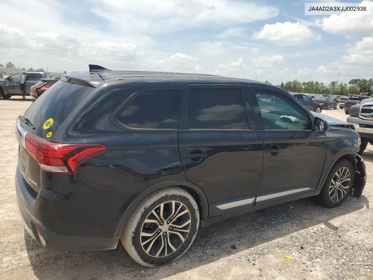 JA4AD2A3XJJ002938 2018 Mitsubishi Outlander Es