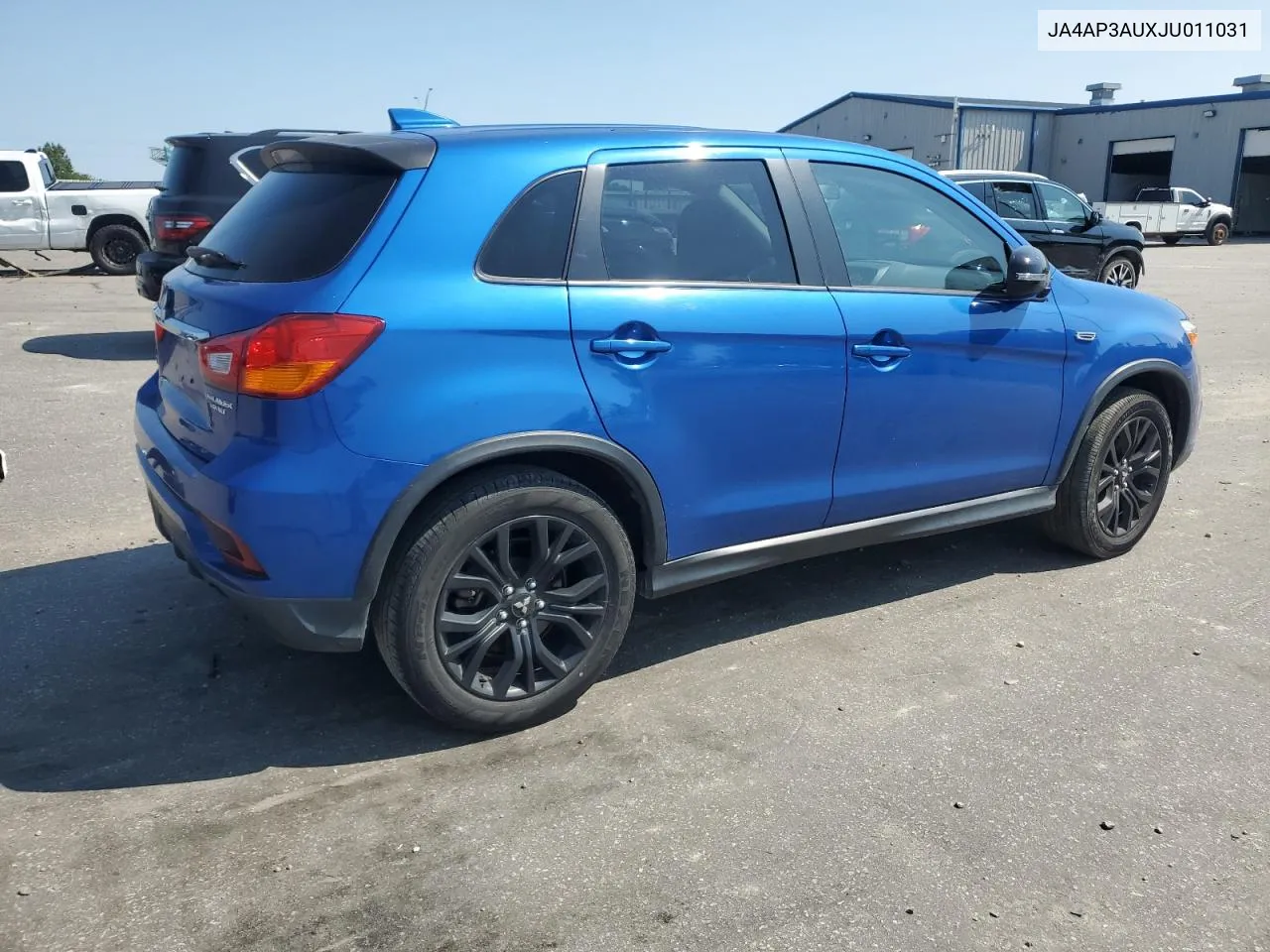 JA4AP3AUXJU011031 2018 Mitsubishi Outlander Sport Es