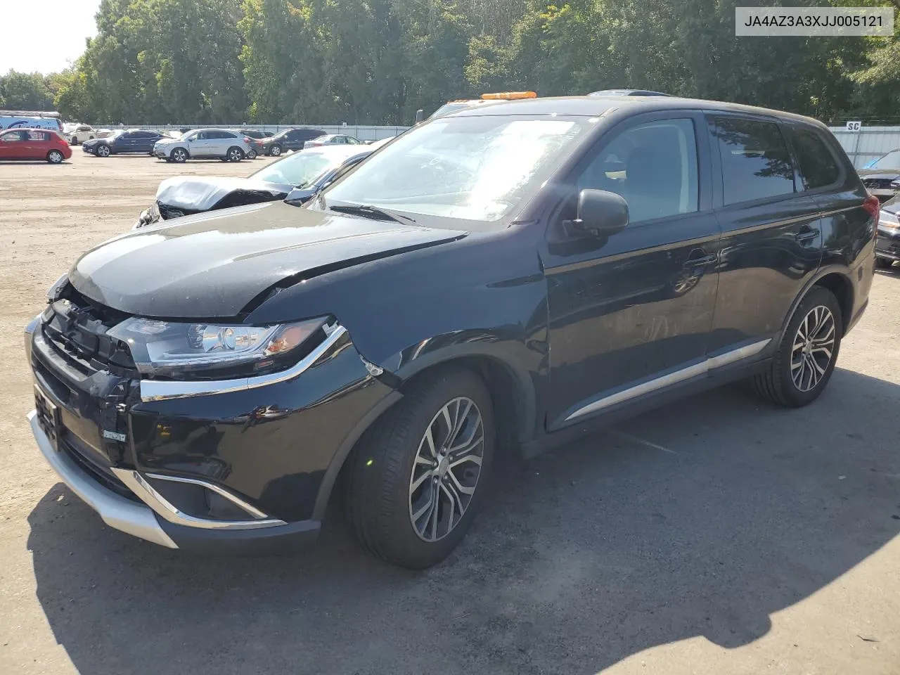 JA4AZ3A3XJJ005121 2018 Mitsubishi Outlander Se