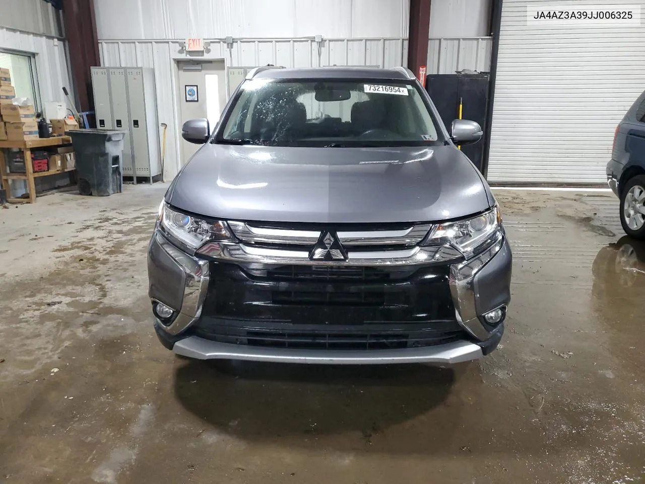 JA4AZ3A39JJ006325 2018 Mitsubishi Outlander Se