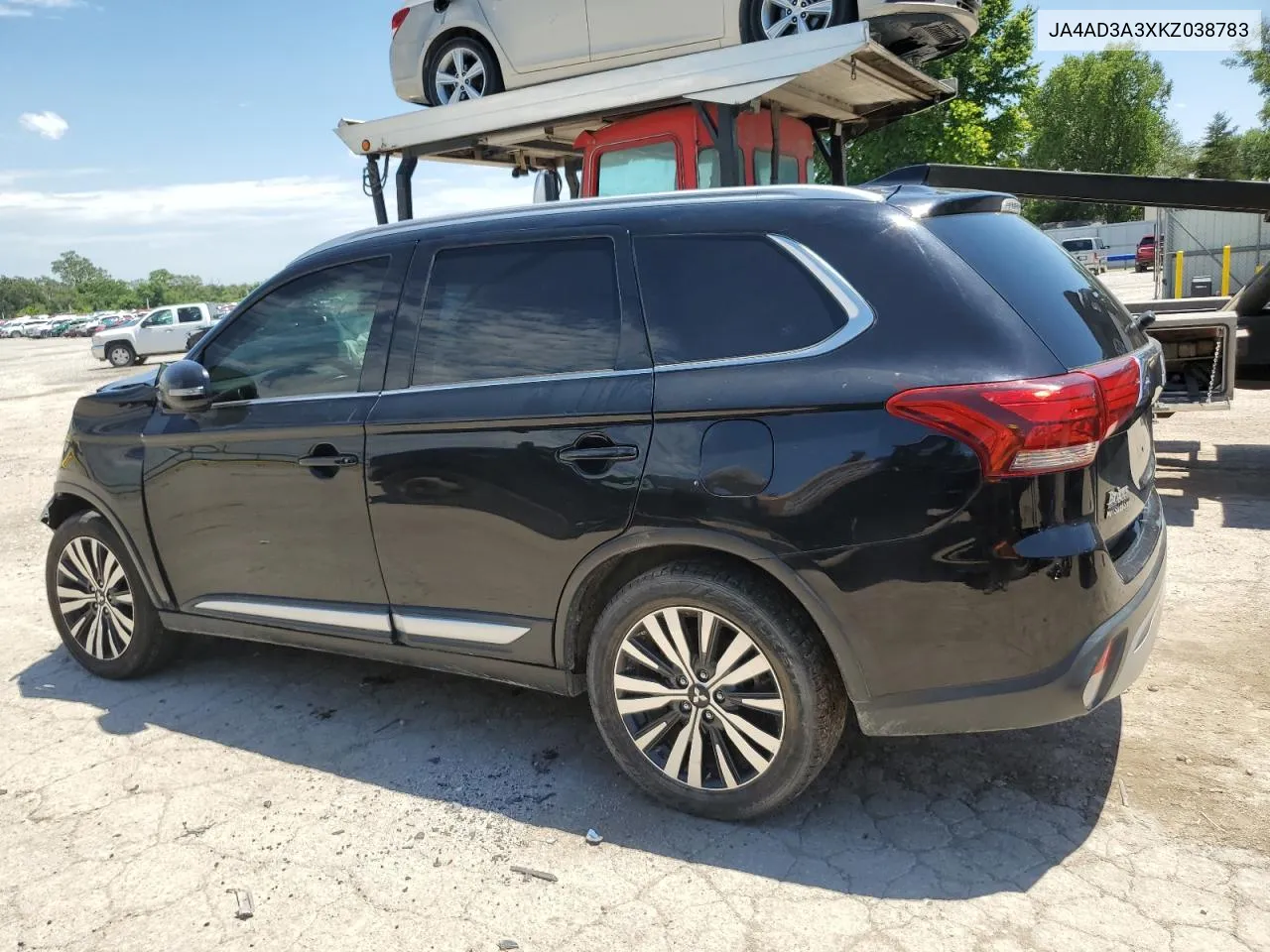 JA4AD3A3XKZ038783 2019 Mitsubishi Outlander Se