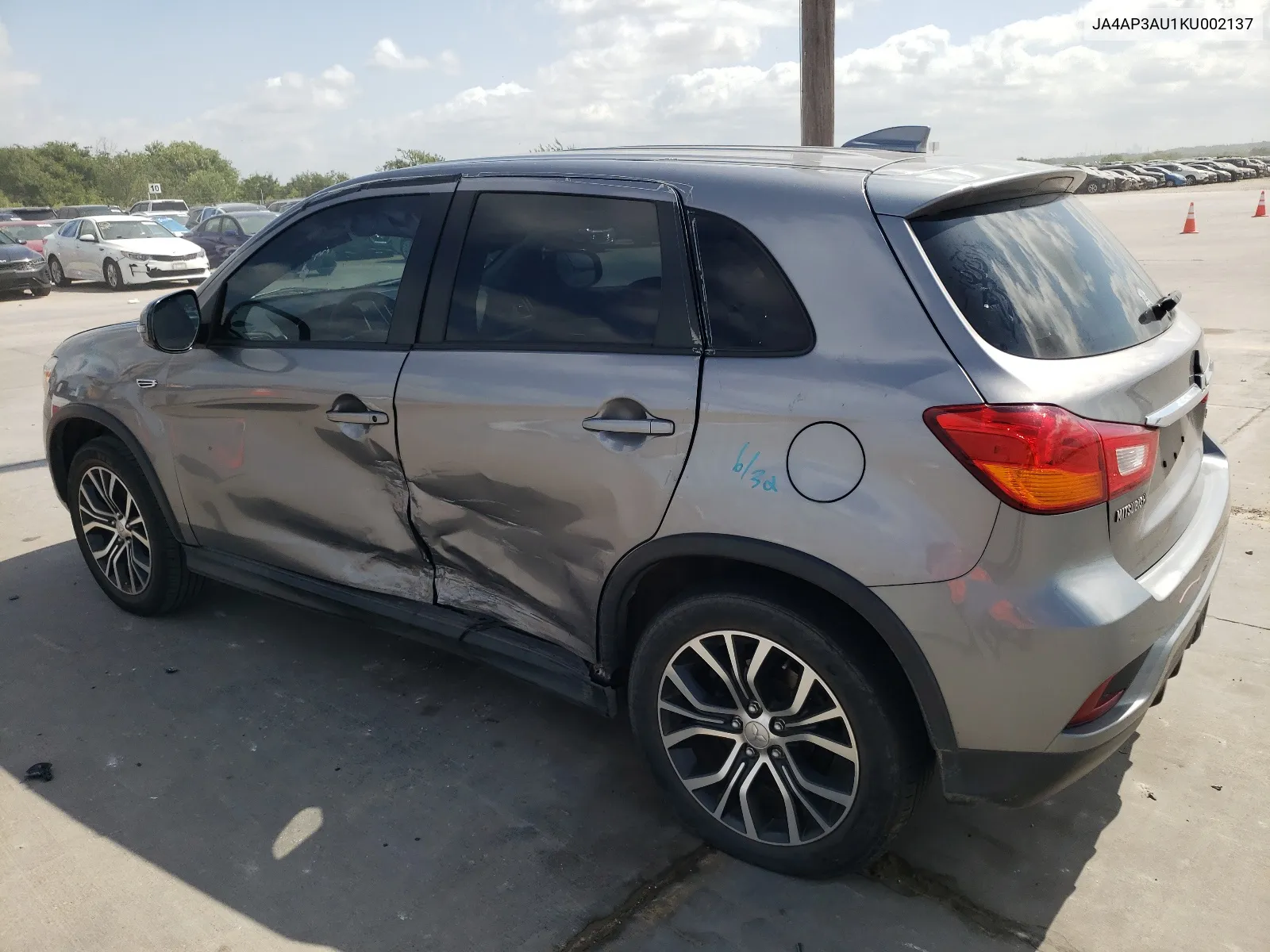 JA4AP3AU1KU002137 2019 Mitsubishi Outlander Sport Es