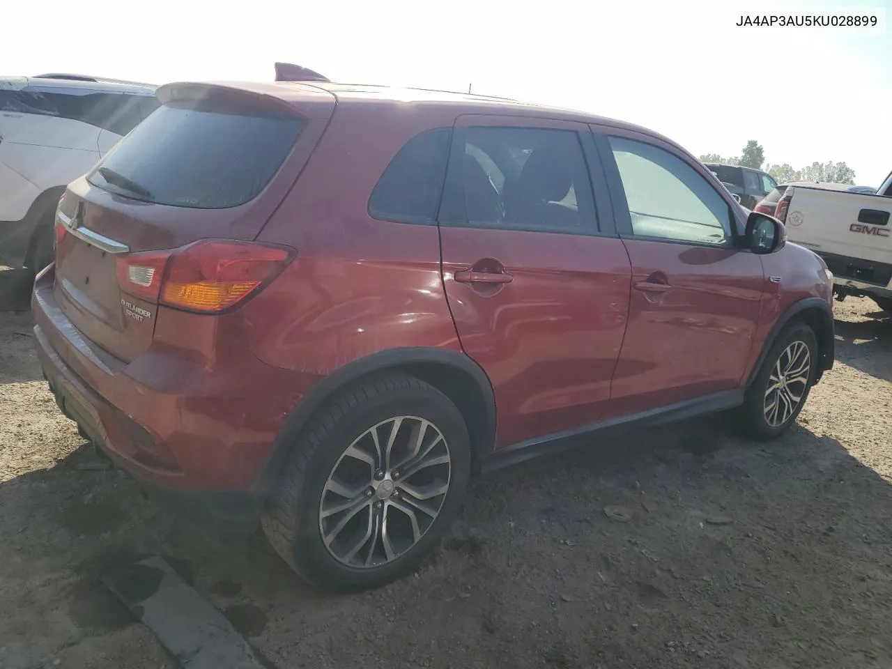 JA4AP3AU5KU028899 2019 Mitsubishi Outlander Sport Es