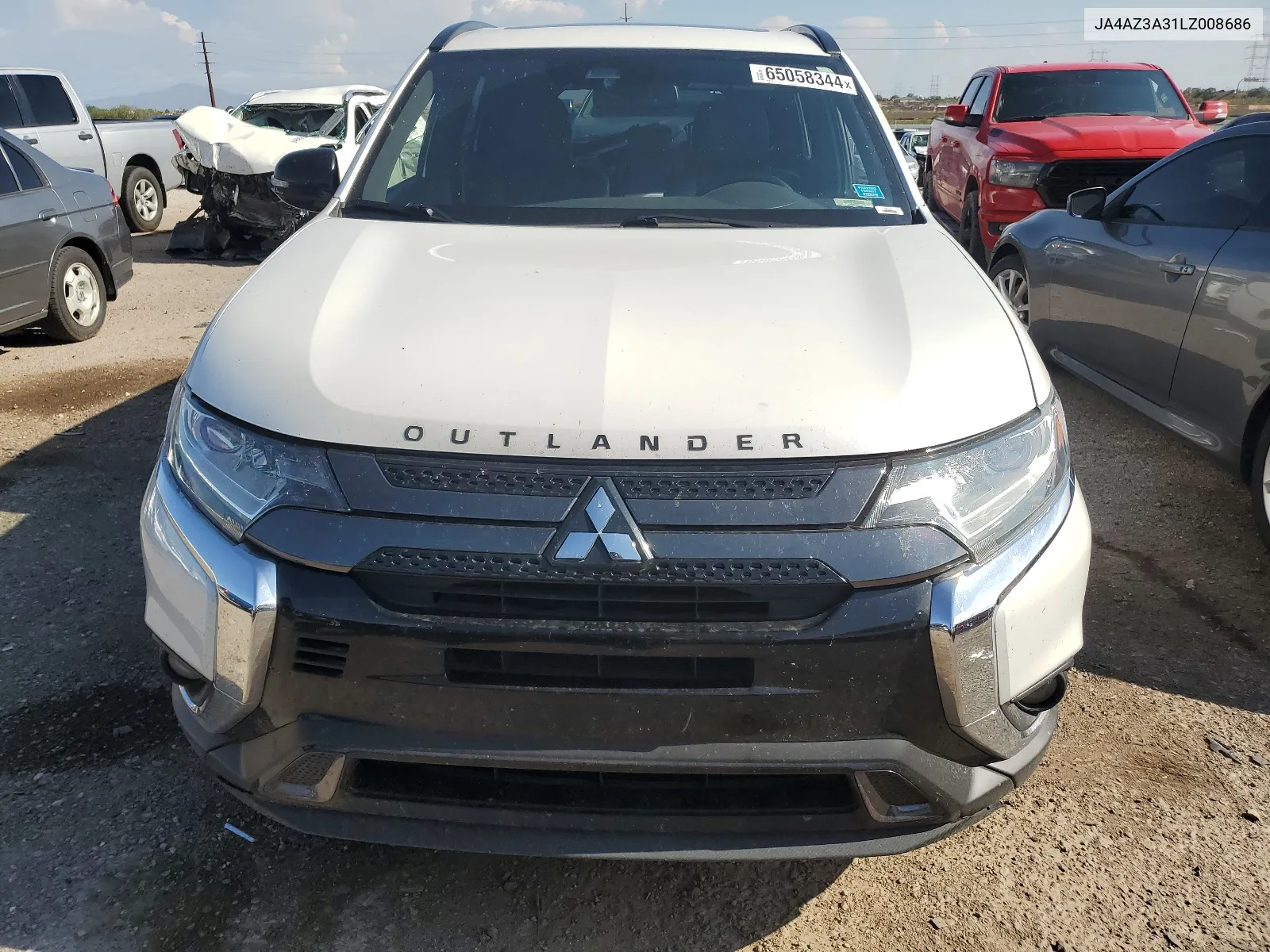 JA4AZ3A31LZ008686 2020 Mitsubishi Outlander Se