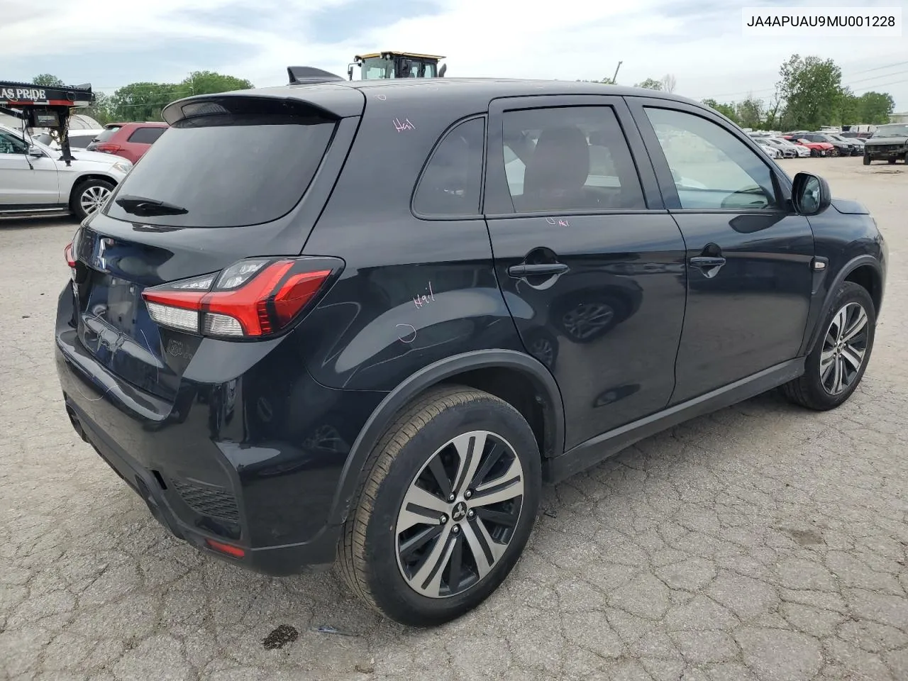 JA4APUAU9MU001228 2021 Mitsubishi Outlander Sport Es